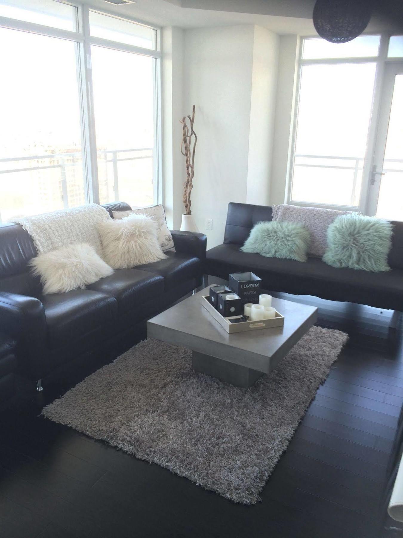 Square One Fully Furnished Suite 密西沙加 外观 照片