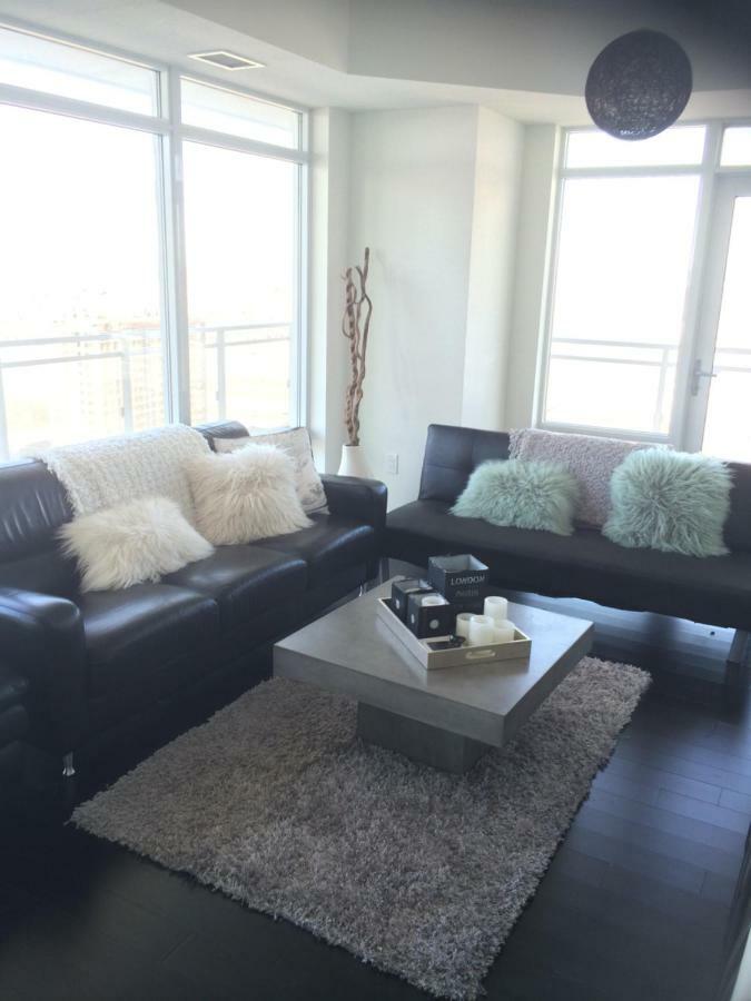 Square One Fully Furnished Suite 密西沙加 外观 照片
